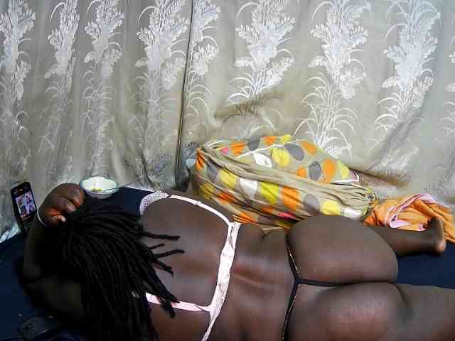 chubby-cherry webcam