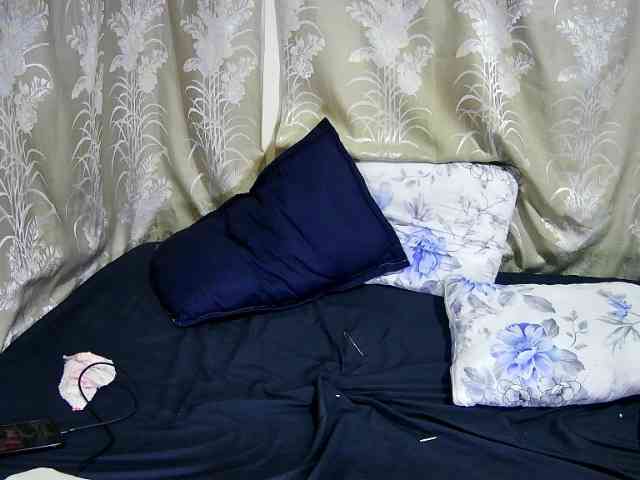 chubby-cherry webcam