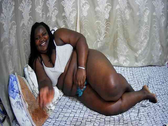 chubby-cherry webcam