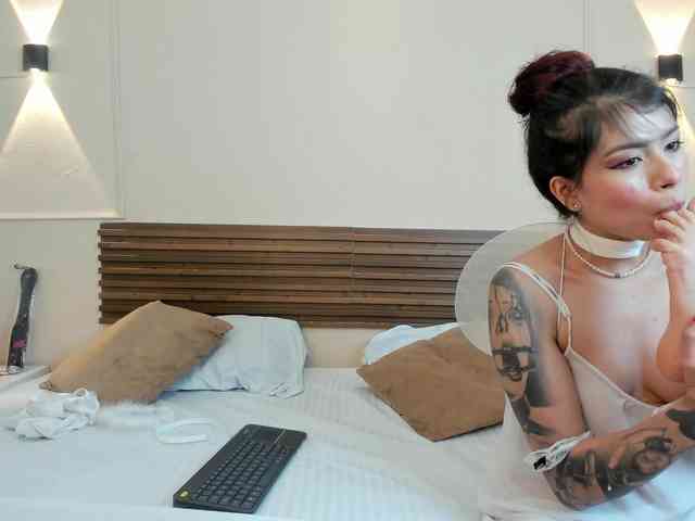 salome-diamond Live Webcam on BongaCams