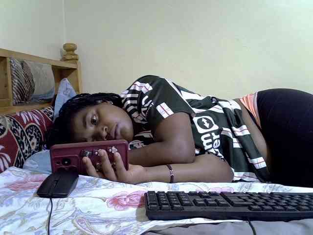 Honnyfuckinghot webcam