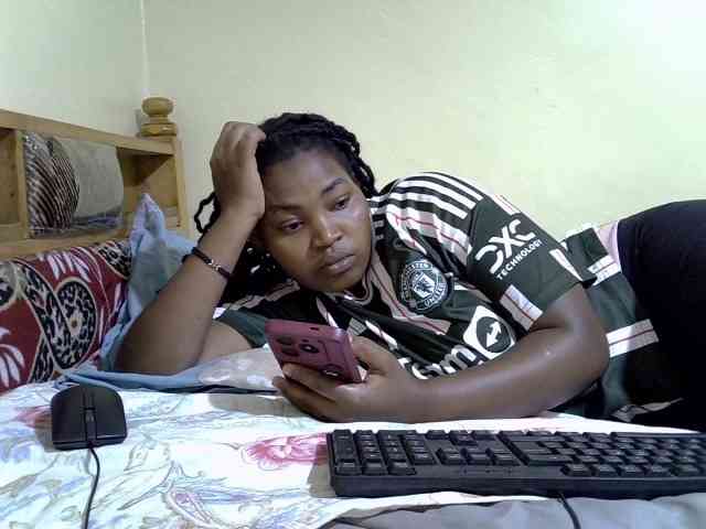 Honnyfuckinghot webcam