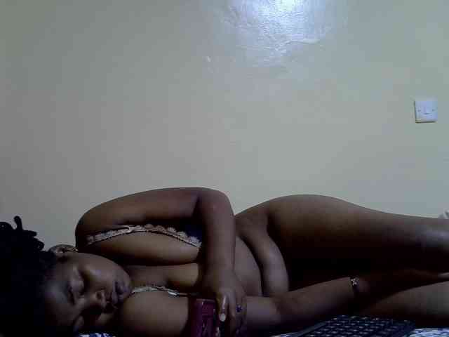 Honnyfuckinghot webcam