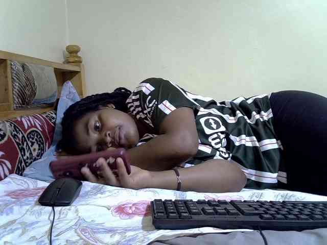 Honnyfuckinghot webcam