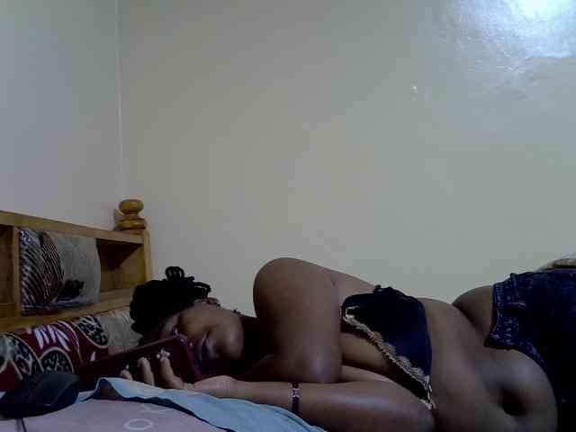 Honnyfuckinghot webcam