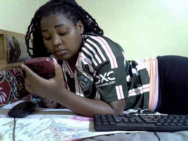 Honnyfuckinghot webcam