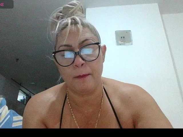 Hotmommyxxx from BongaCams is Freechat