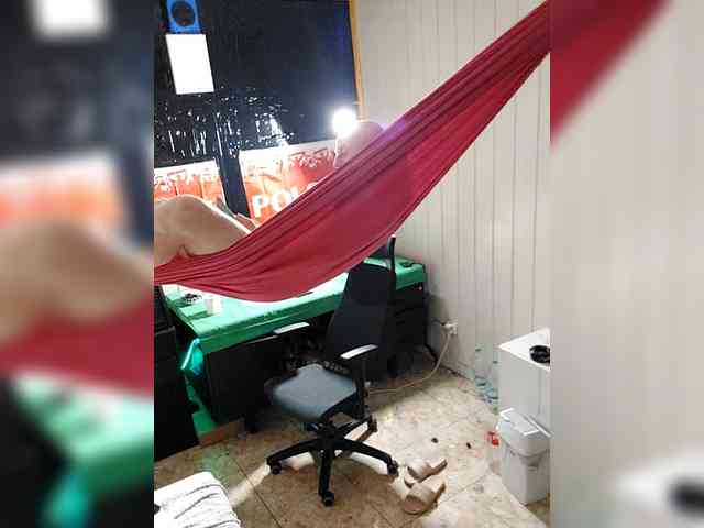 Tombj Live Webcam on BongaCams