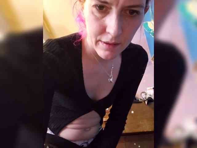 Lilrandcandy77 webcam