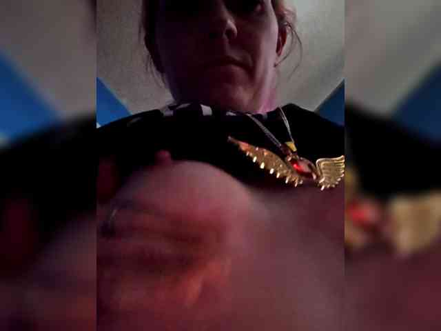 Lilrandcandy77 webcam