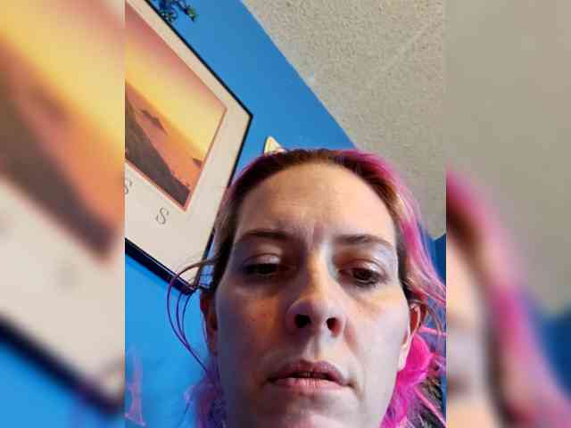 Lilrandcandy77 webcam