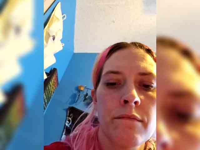 Lilrandcandy77 webcam