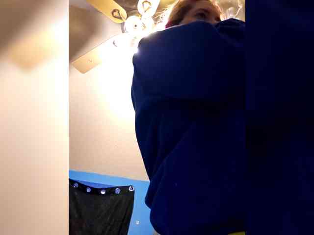 Lilrandcandy77 webcam