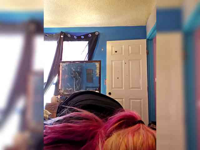 Lilrandcandy77 webcam