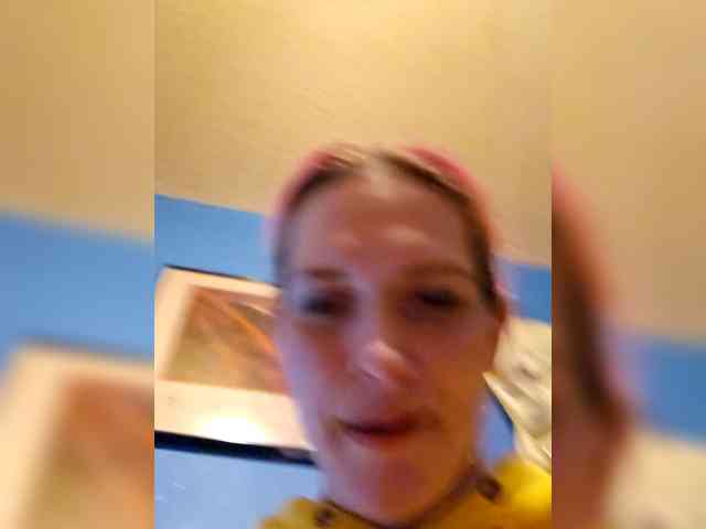 Lilrandcandy77 webcam