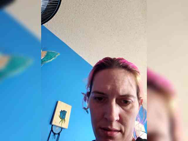 Lilrandcandy77 webcam