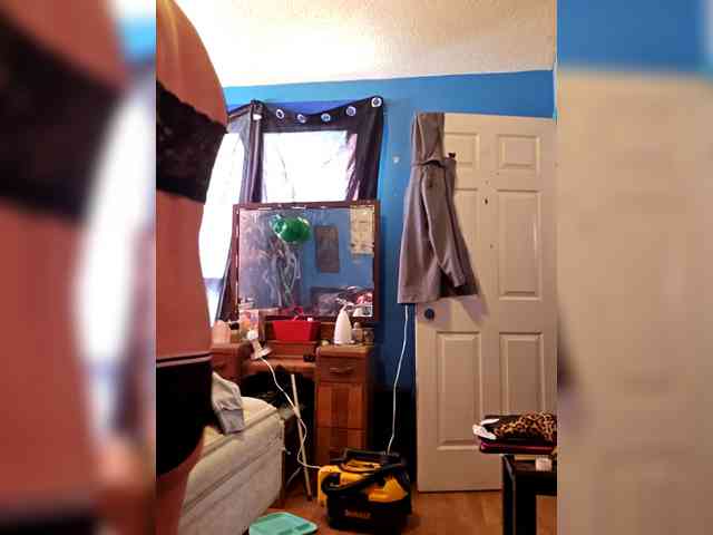 Lilrandcandy77 webcam