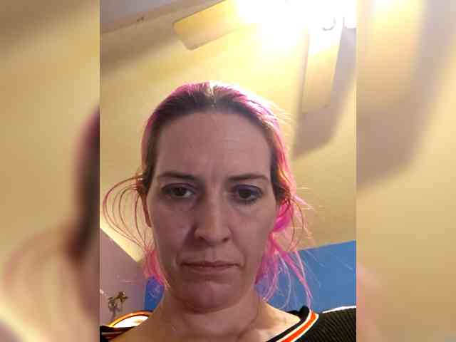 Lilrandcandy77 webcam