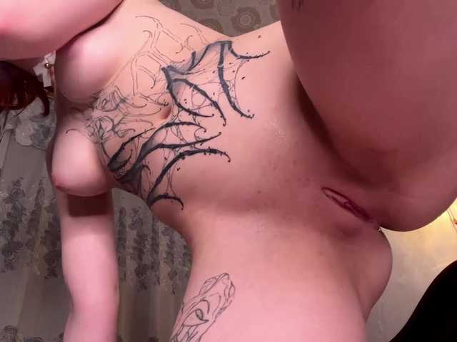 EliciaKalka's BongaCams show and profile