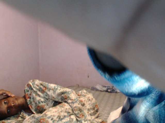 Petitecaramell Live Cam on BongaCams