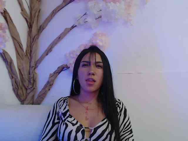 Kira-Monte Live Webcam on BongaCams