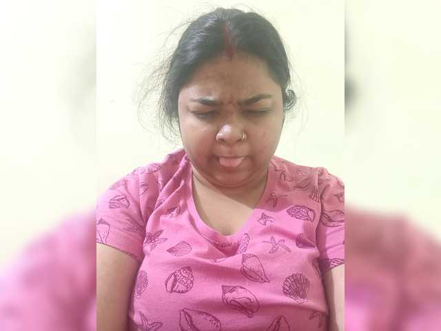 sarmila562's BongaCams show and profile