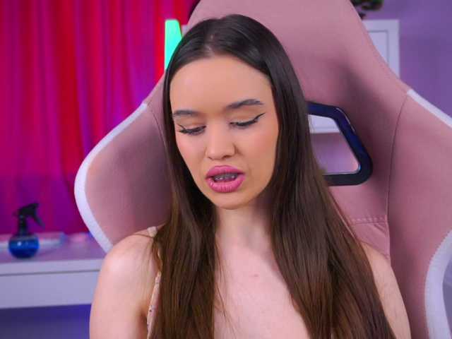 MistyReeds video chat preview