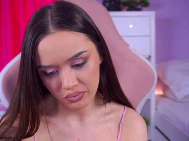 MistyReeds Live Webcam on BongaCams