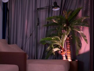 DelilahRayn Porn Show