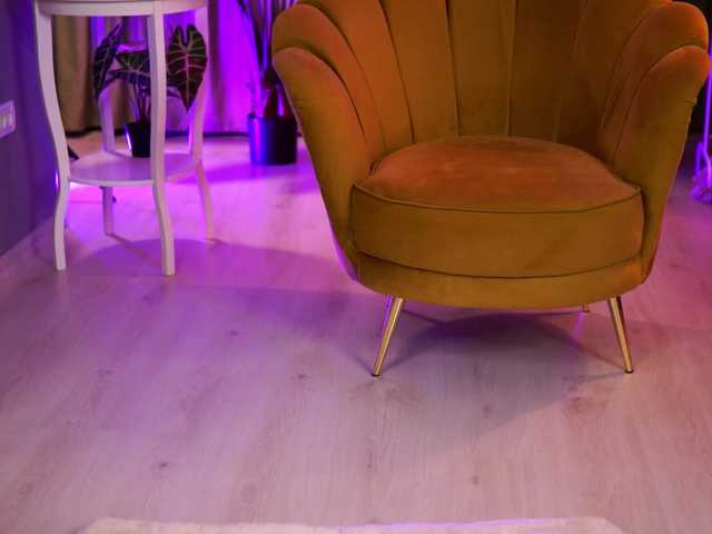 DelilahRayn's BongaCams show and profile