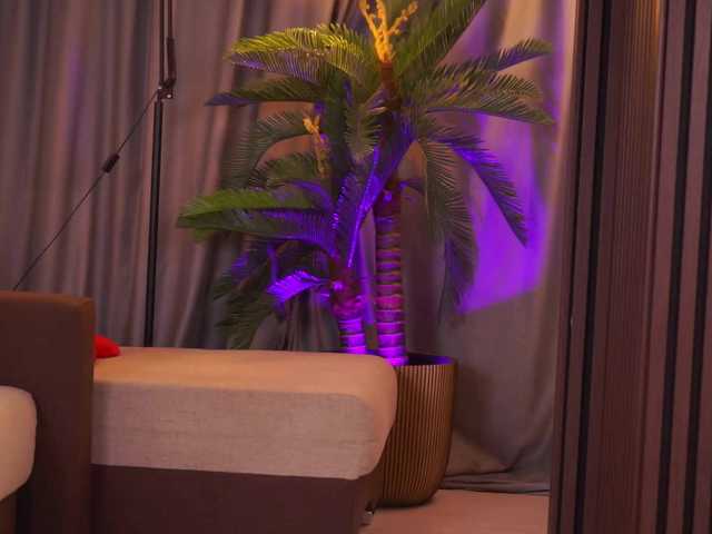 DelilahRayn's BongaCams show and profile