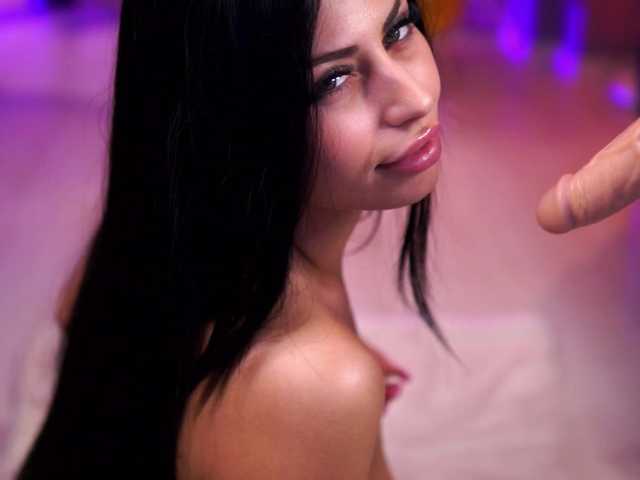 DelilahRayn's BongaCams show and profile