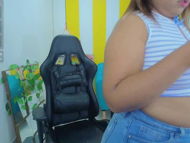 esmeralda-cuisman Live Cam on BongaCams