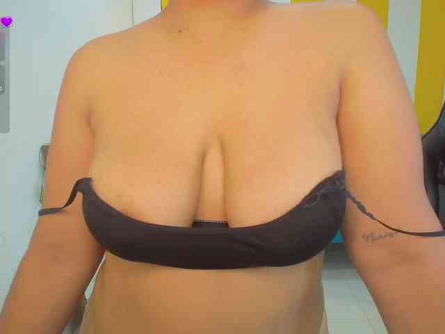 esmeralda-cuisman webcam