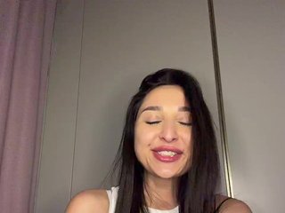 MolliKiana Porn Show