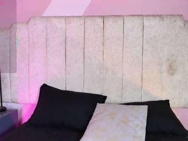 ArisSuarez's BongaCams show and profile