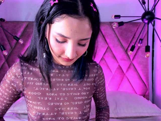 ArisSuarez's BongaCams show and profile