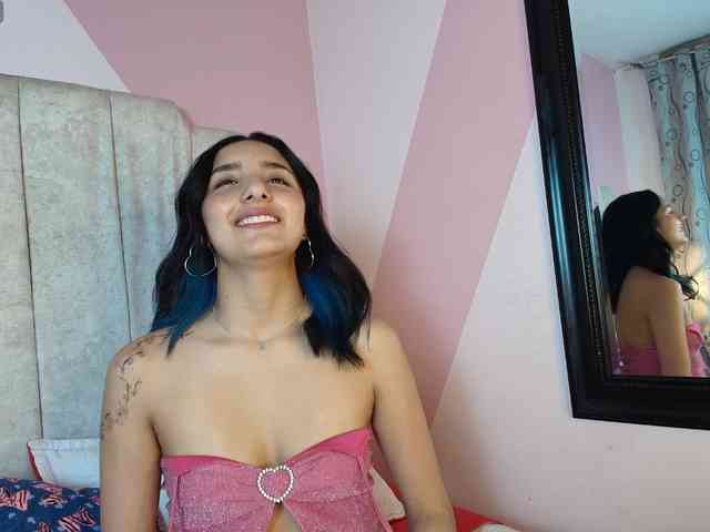 ArisSuarez Live Webcam on BongaCams