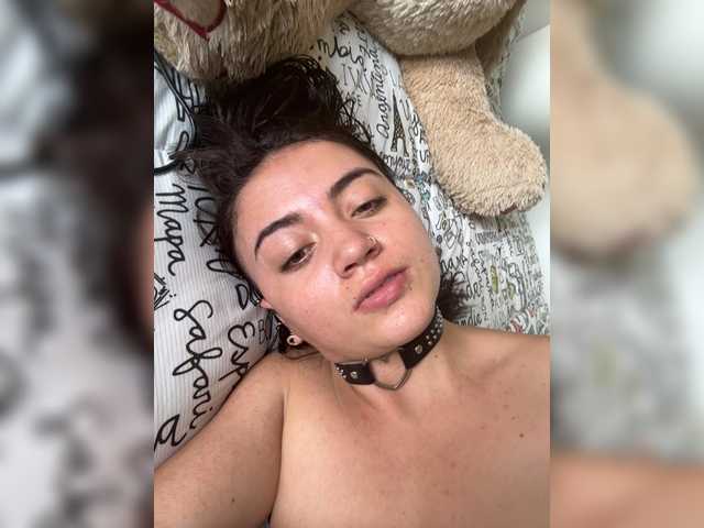 scarletmonroe's BongaCams show and profile