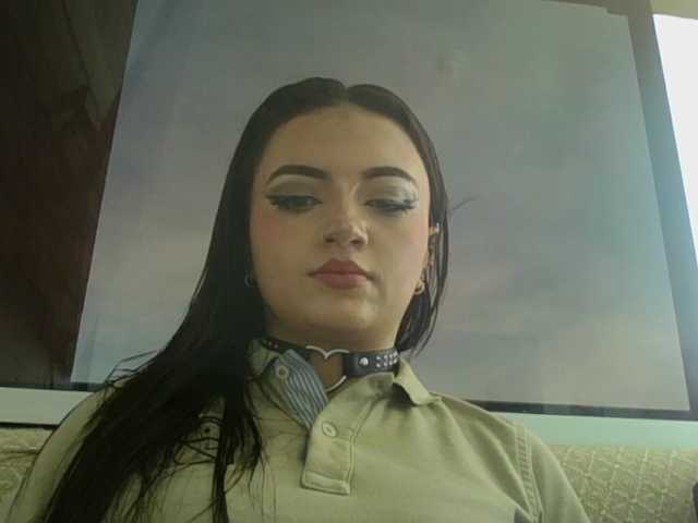 scarletmonroe's BongaCams show and profile