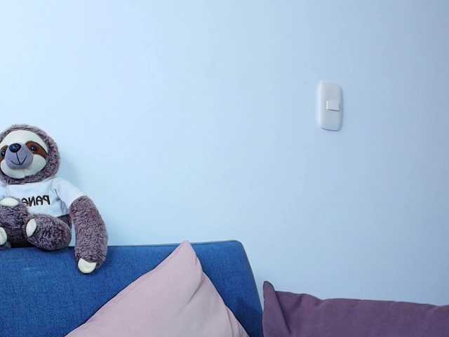 scarletmonroe's BongaCams show and profile