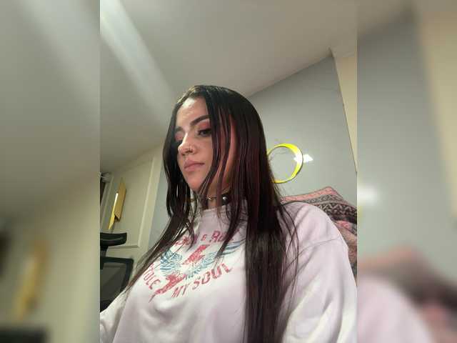 scarletmonroe's BongaCams show and profile