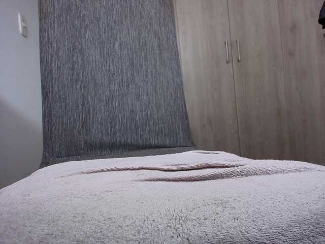 scarletmonroe's BongaCams show and profile