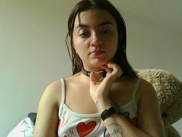 scarletmonroe's BongaCams show and profile