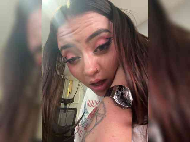 ScarletMonroe webcam