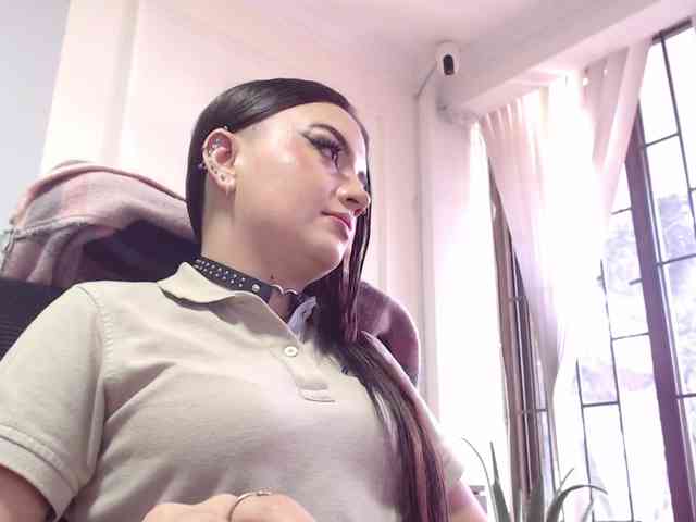 ScarletMonroe webcam