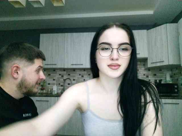 LoveeOnCam LoveeOnCam