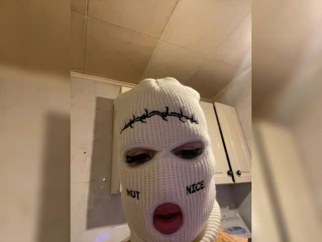 AdamandEva3 live room