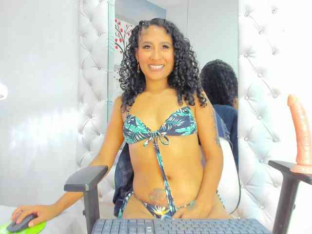 AngelinaKorss webcam