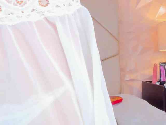 AngelinaKorss webcam